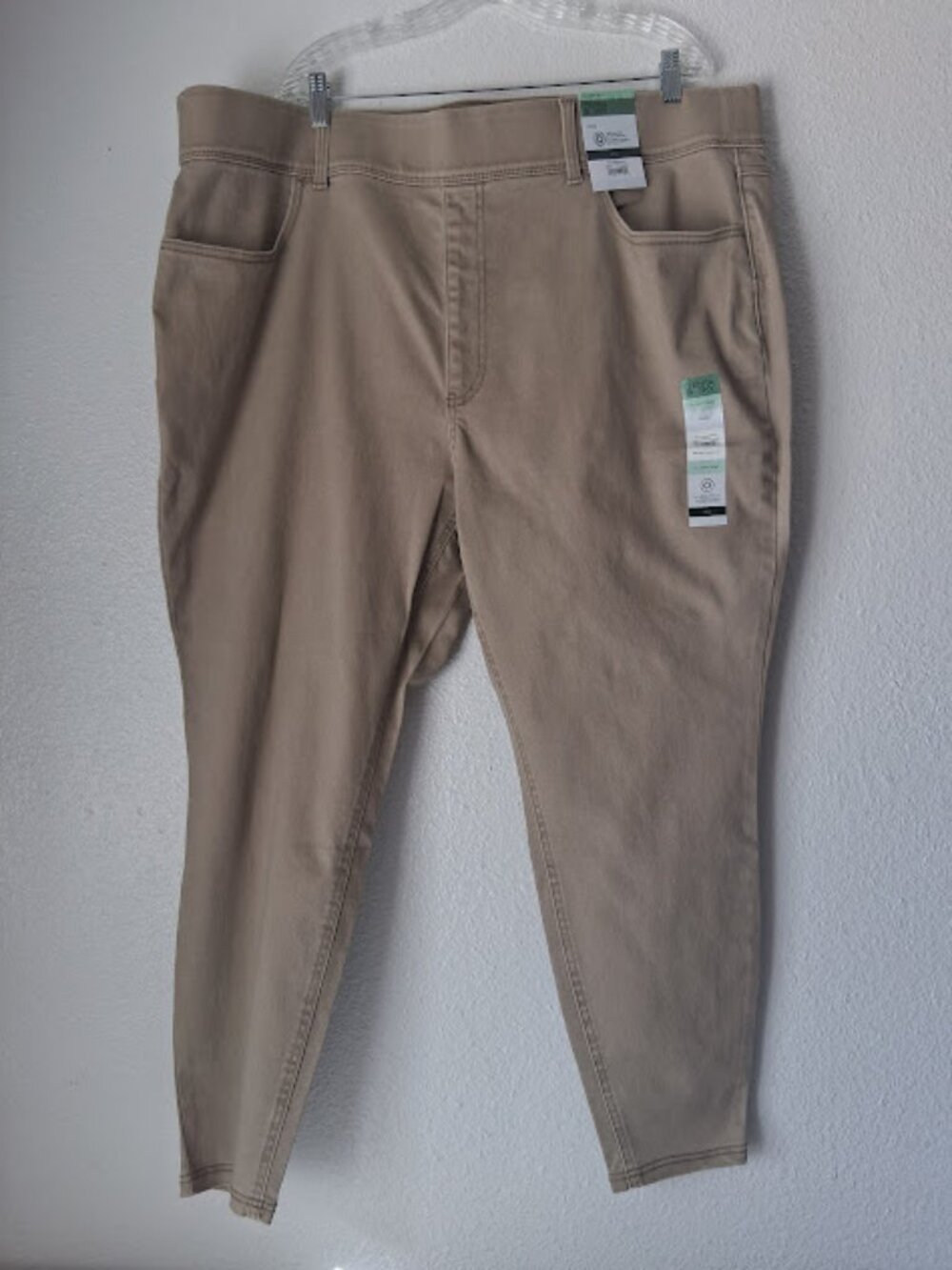 Terra & Sky women's size 3X (24W-26W) beige/khaki Jeggings